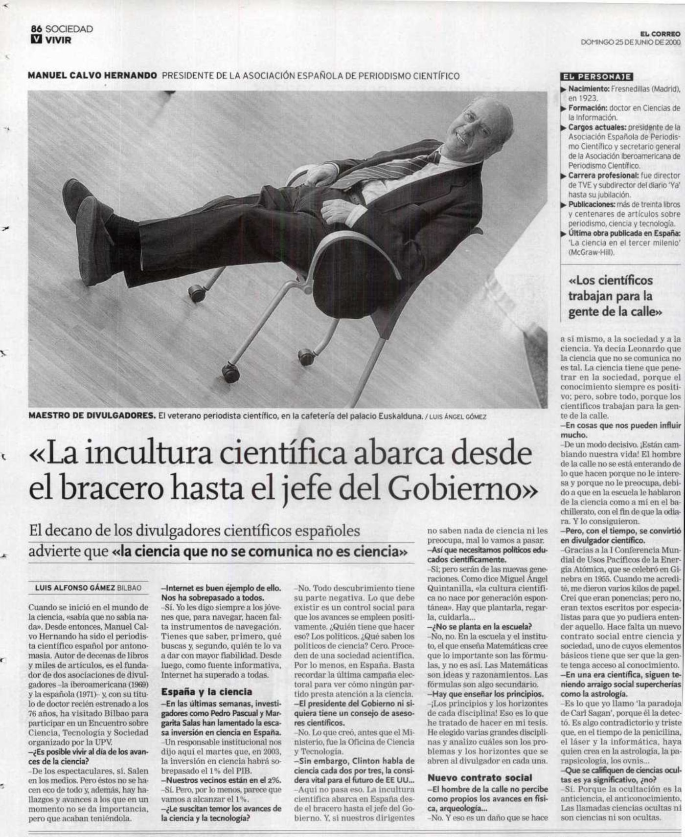 Entrevista al periodista Manuel Calvo Hernando publicada en el diario 'El Correo' en septiembre de 2000.