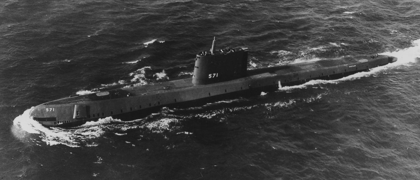 El 'Nautilus', durante sus primeras pruebas en mar abierto en enero de 1955.