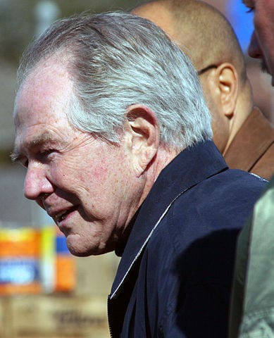 Pat Robertson, durante un acto religioso en Louisiana en febrero de 2006. Foto: Paparazzo.