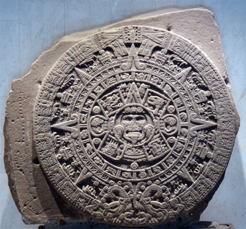Monolito de la Piedra del Sol, también llamado Calendario Azteca (Museo Nacional de Antropología e Historia, Ciudad de México). Foto: Wikipedia.