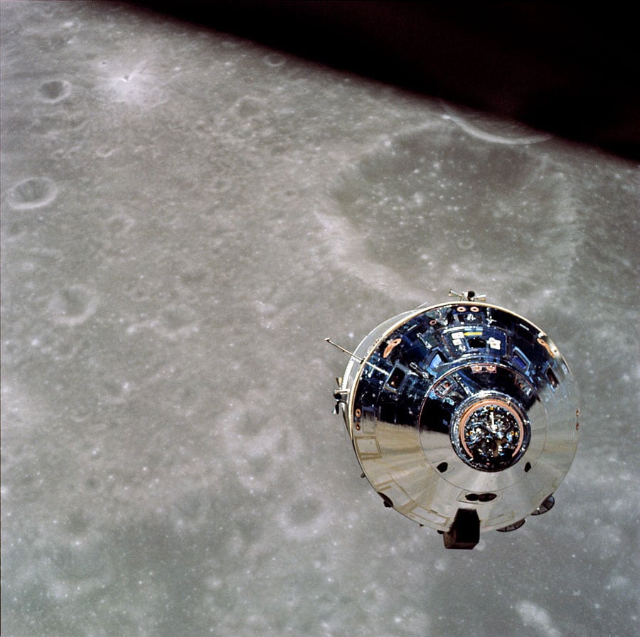 El módulo de mando del 'Apollo 10', fotografiado desde el módulo lunar. Foto: NASA.