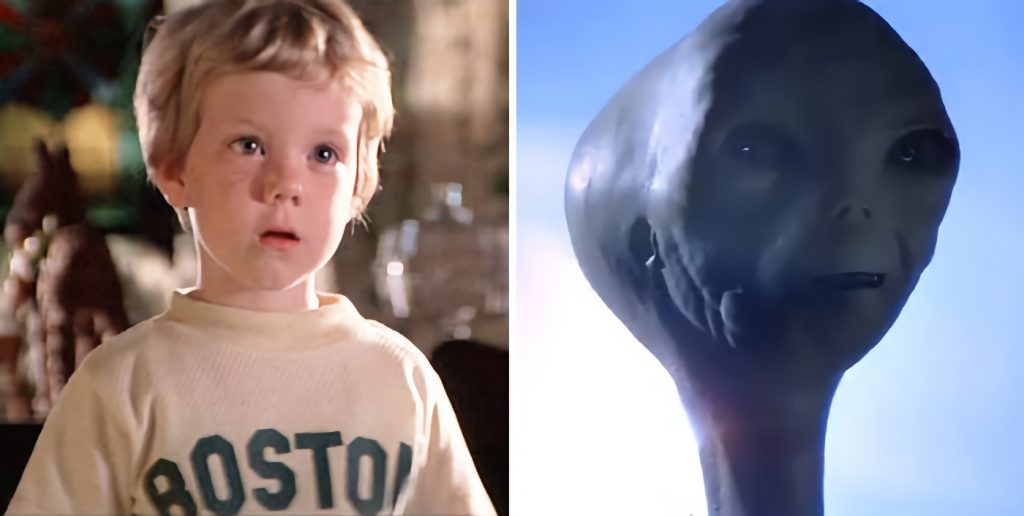 El niño Cary Guffey y el extraterrestre de 'Encuentros en la tercera fase'.