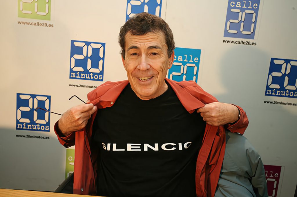 Fernando Sánchez Dragó, en la redacción de '20minutos.es'. Foto: Sergio González.