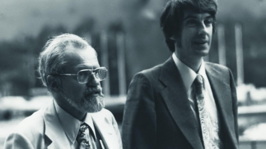 Joseph Allen Hynek y Jacques Vallée, en los años 70.