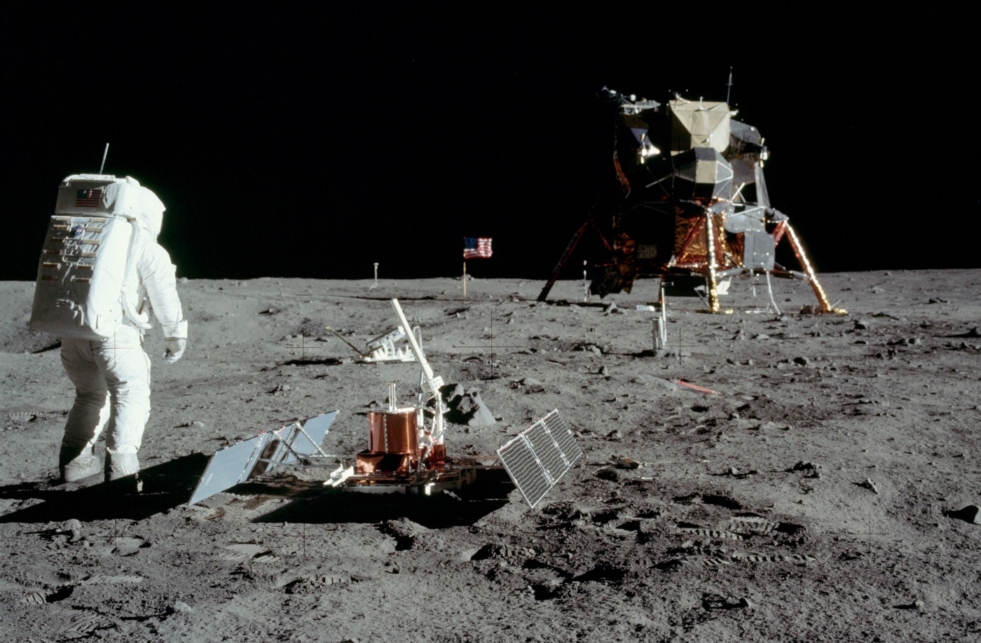 California cataloga como bienes con valor histórico los restos dejados en la Luna por el ‘Apollo 11’