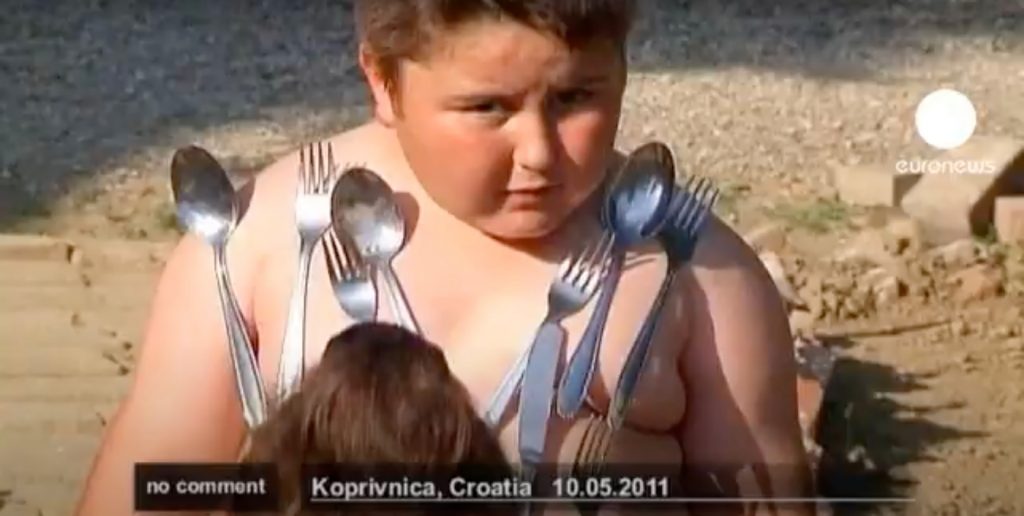 El pequeño Ivan Stoiljkovic muestra sus poderes, Foto: Euronews.