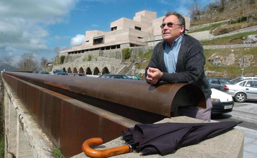 Pello zabala, en el monasterio de Arantzazu. Foto:Félix Morquecho / 'El Diario Vasco'.