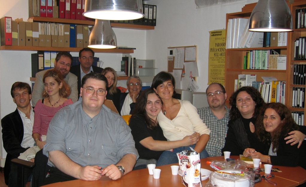 Algunos miembros del CICAP, en la sede de la organización, en Padua. Foto: L.A. Gámez.