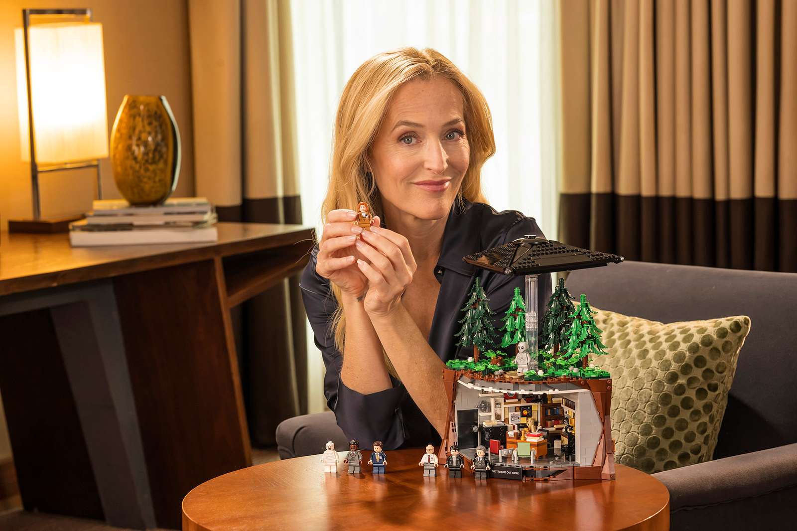 Lego se rinde a ‘Expediente X’ y la conspiración ovni